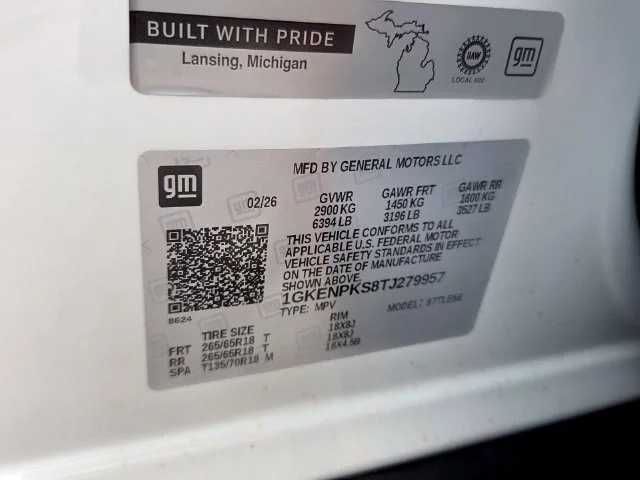 Used 2026 White GMC AT4 image 22