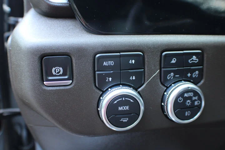 Certified Used 2024 Thunderstorm Gray GMC SLT image 7