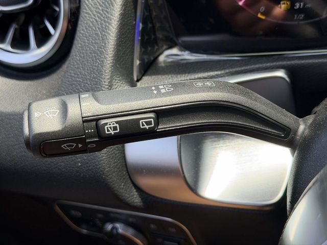 New 2026 Mountain Grey Metallic Mercedes-Benz GLB 250 image 22