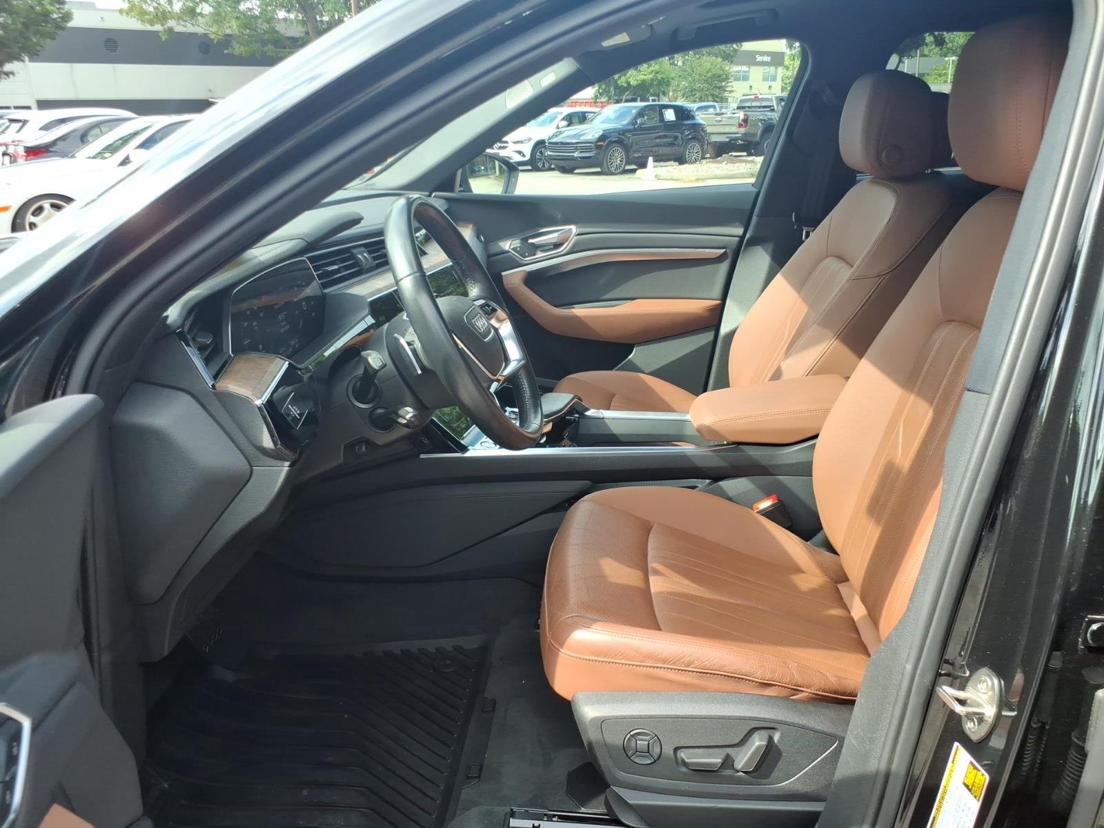 Used 2019 Mythos Black Metallic Audi Premium Plus image 12