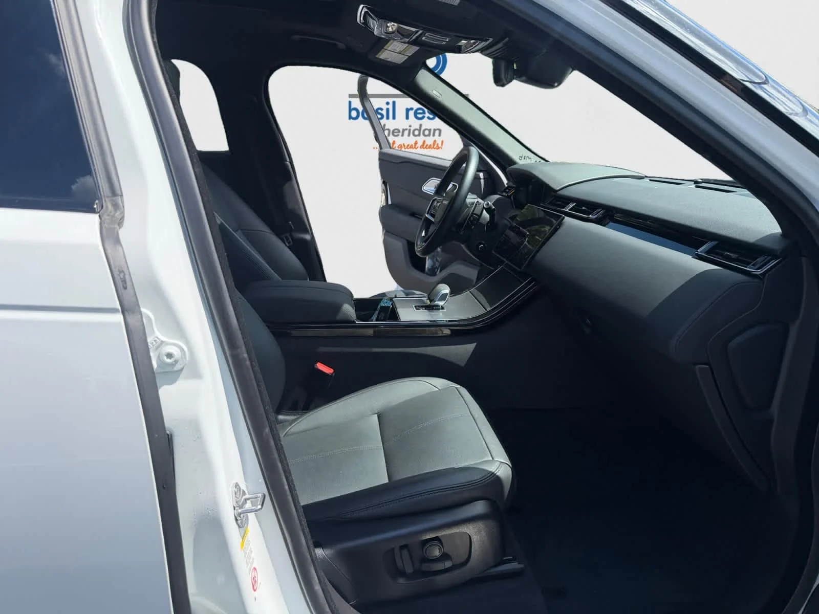 2025 Land Rover Range Rover Velar Dynamic SE - Photo 20