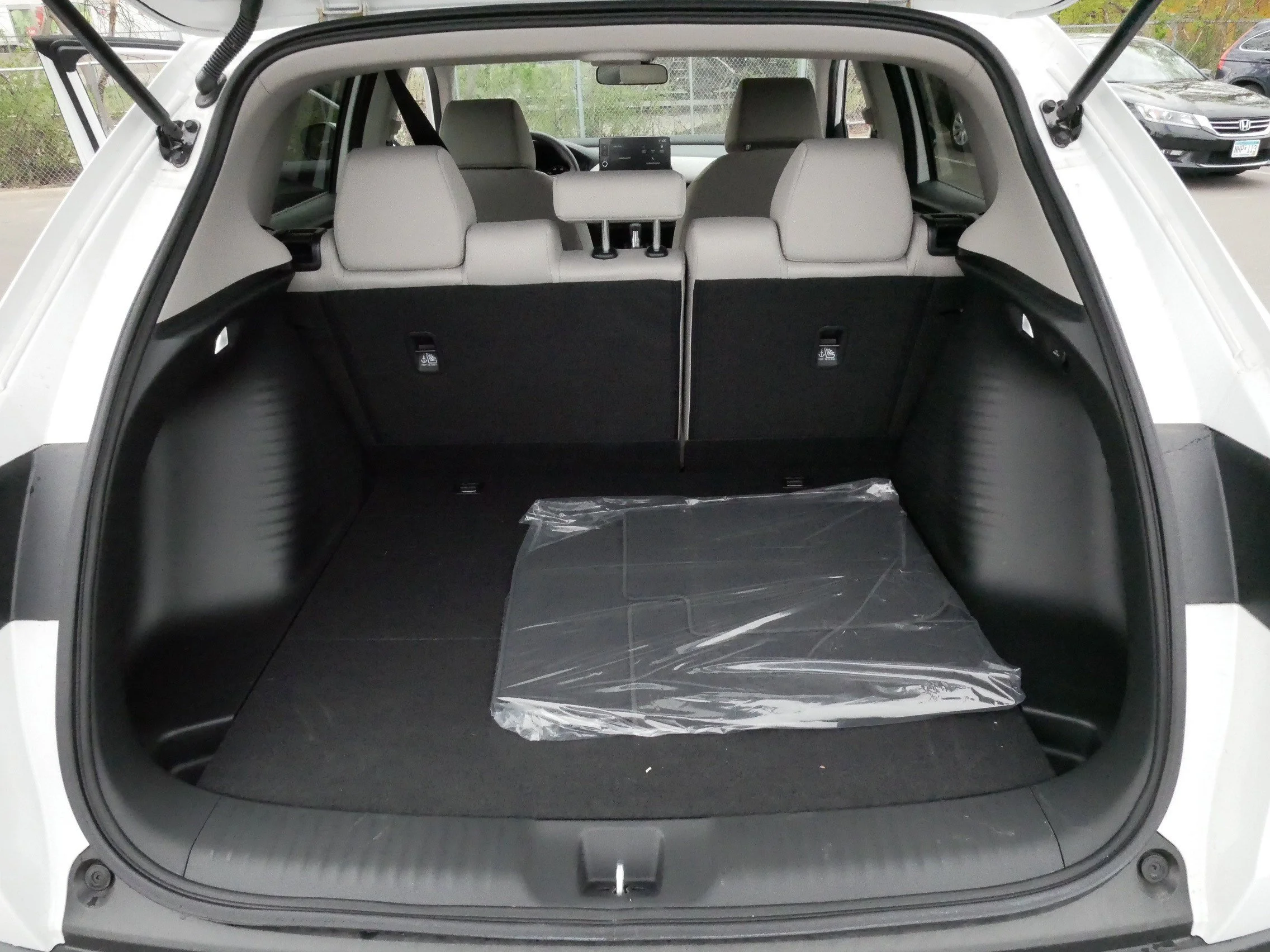 2026 Honda HR-V LX - Photo 18