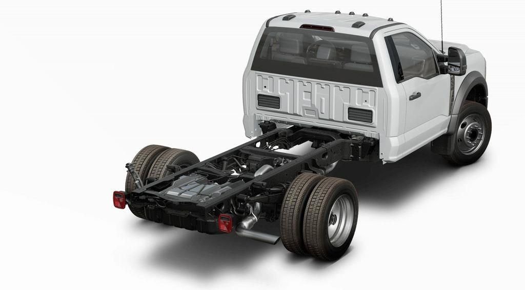 New 2025 Oxford White Ford F-550® XL image 58