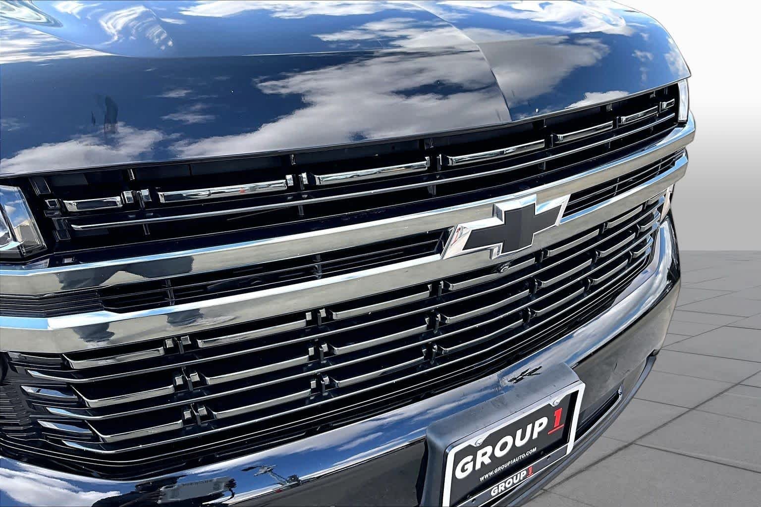 Used 2022 Black Chevrolet RST image 30
