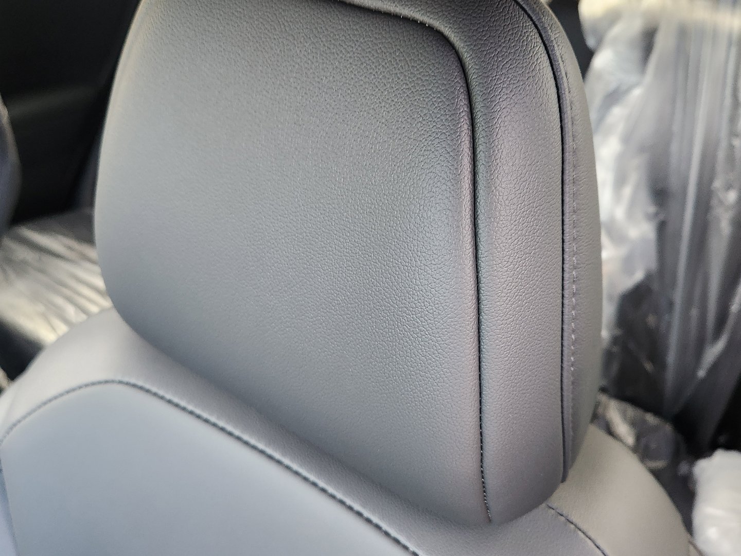 New 2026 CRYSTAL WHITE PEARL Subaru Premium image 12