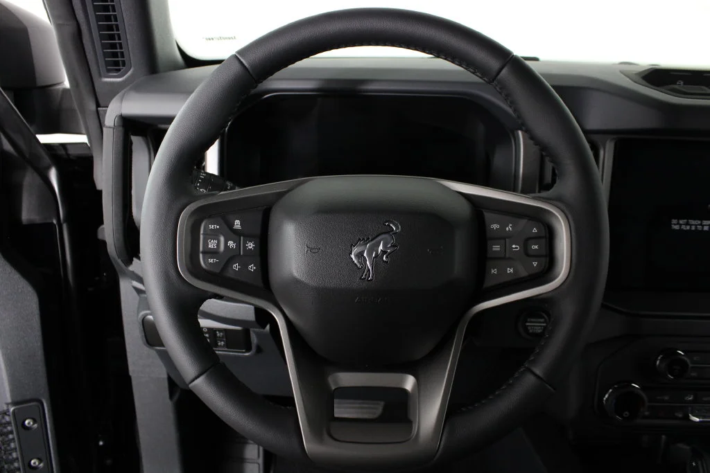 New 2026 Shadow Black Ford Badlands image 22