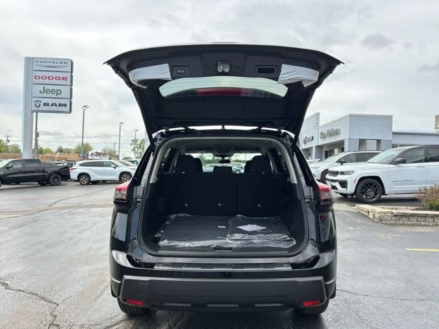 New 2026 Super Black Nissan SV image 6
