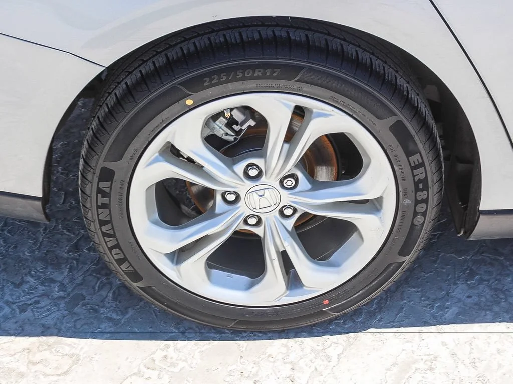 Certified Used 2023 Lunar Silver Metallic Honda LX image 37