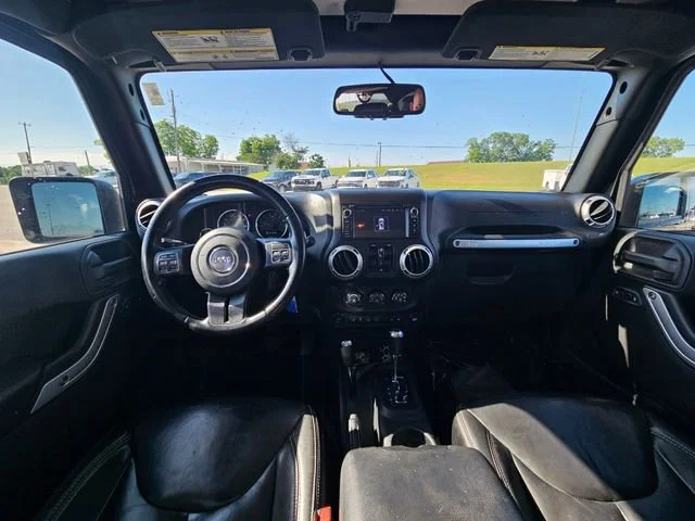 Used 2017 Black Jeep Sahara image 12