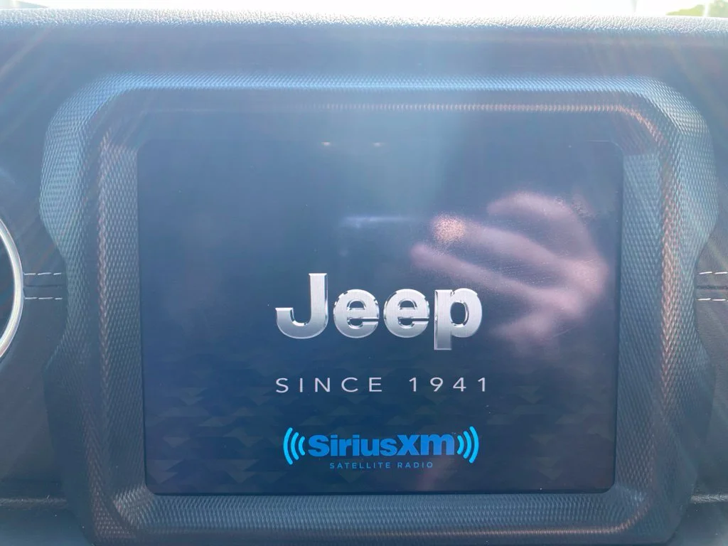 Used 2021 Black Jeep Overland image 23