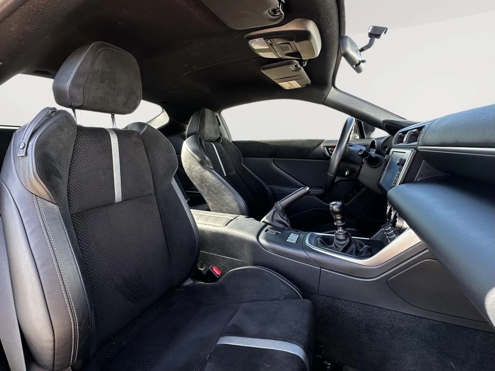 Used 2023 Halo Toyota Premium image 21