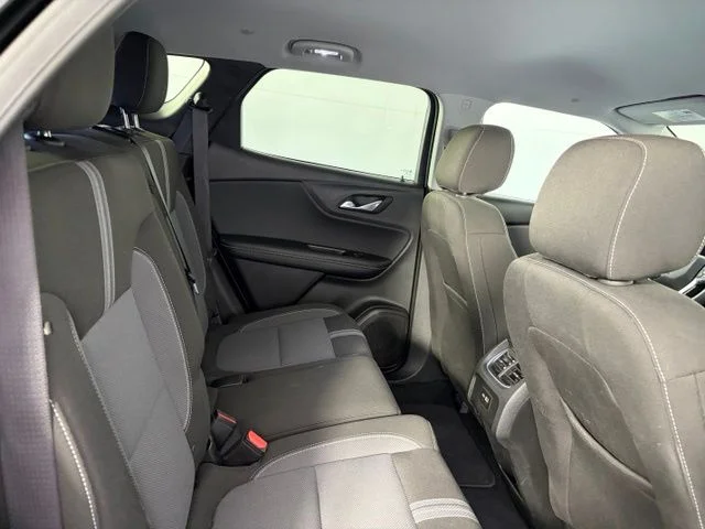 Used 2025 Black Chevrolet LT image 39