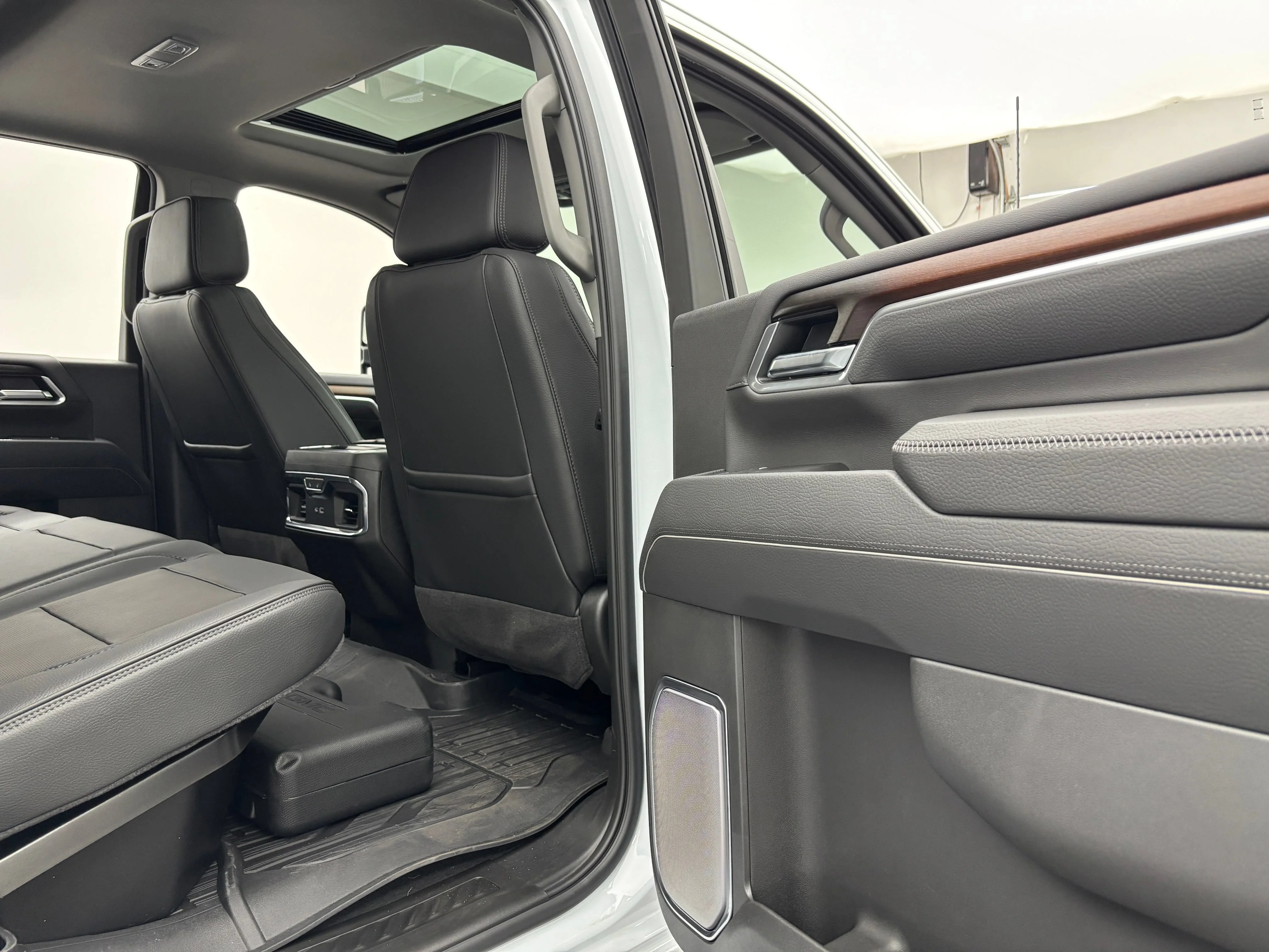 New 2026 Glacier White Tricoat GMC Denali image 42
