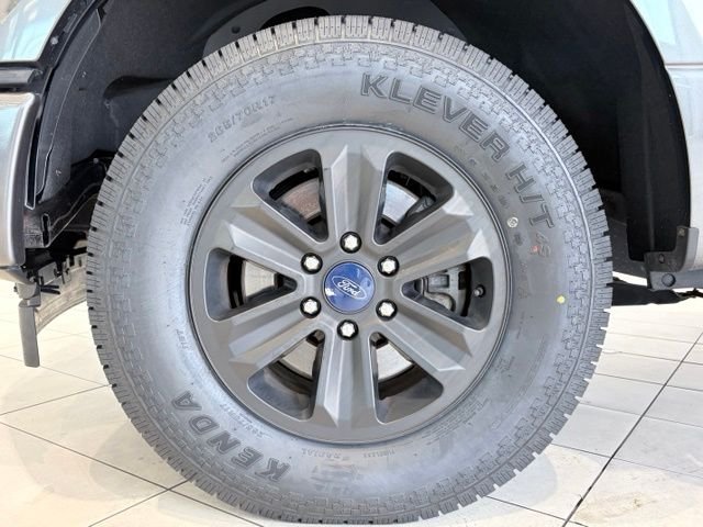 Used 2017 Gray Ford XL image 22