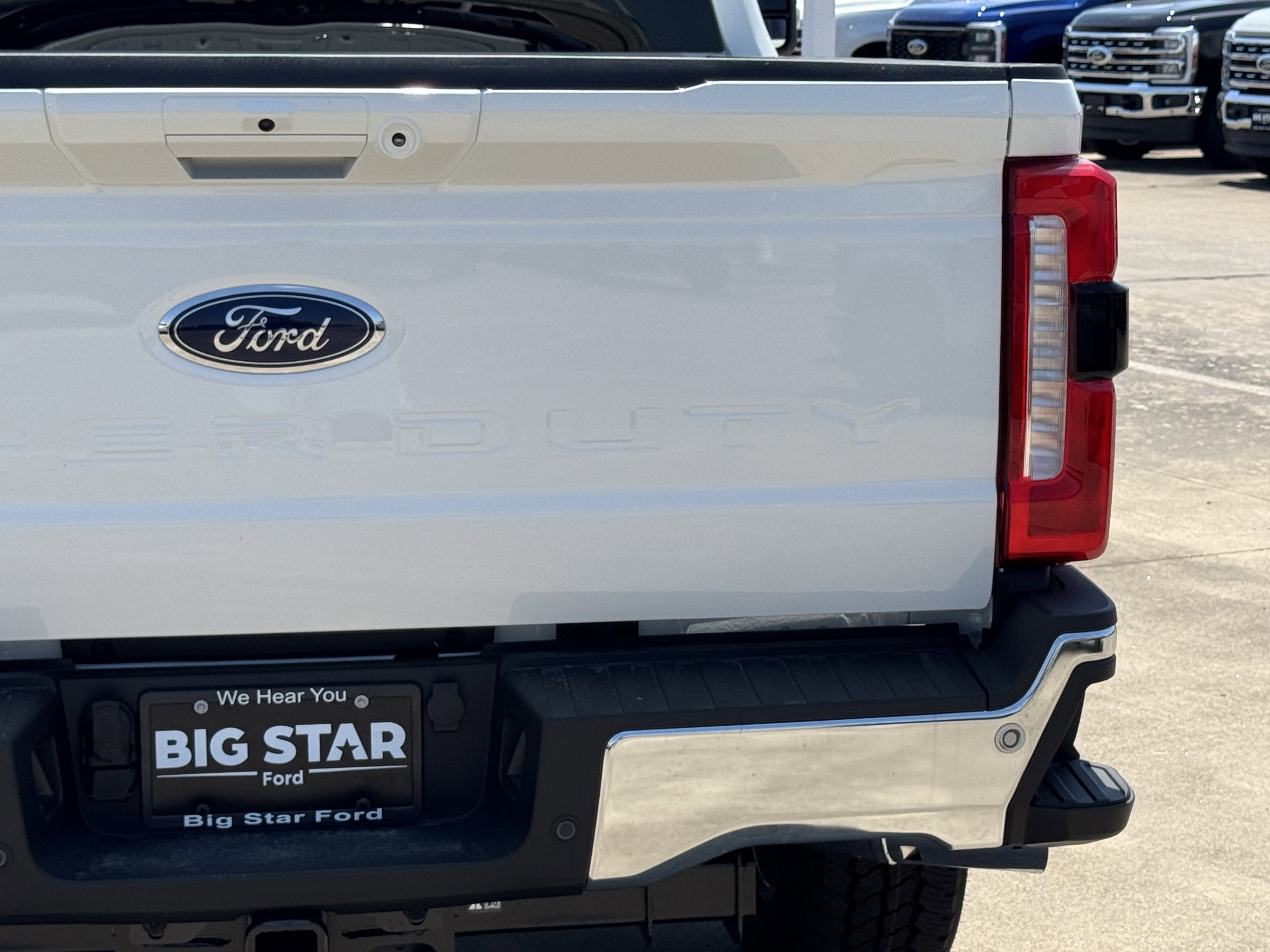 New 2026 Star White Metallic Tri-Coat Ford LARIAT image 9