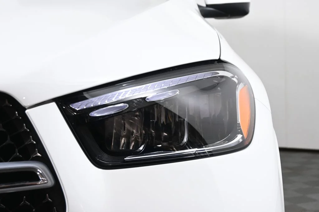 Used 2026 White Mercedes-Benz GLE 450 image 11
