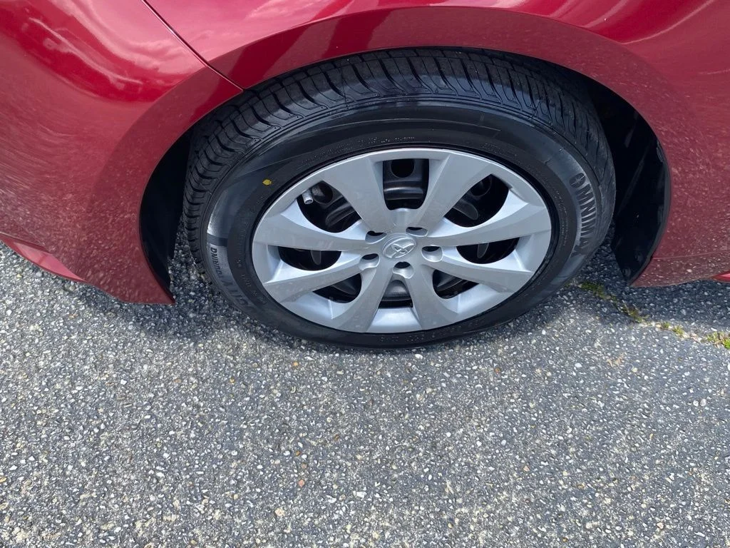 Used 2022 Red Toyota LE image 19