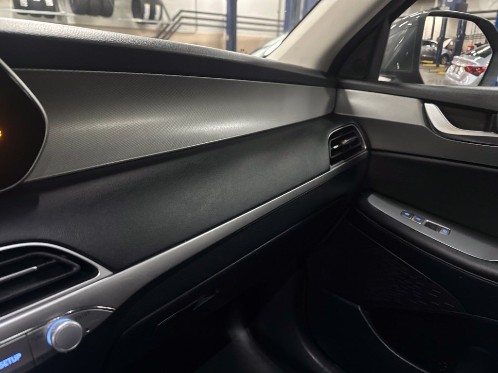 Certified Used 2020 Green Hyundai SEL image 19