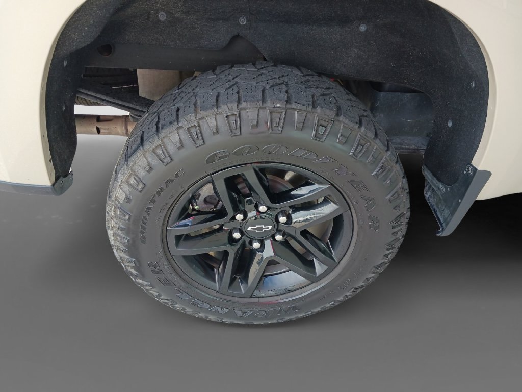 Used 2022 Beige Chevrolet LT Trail Boss image 10