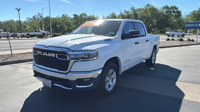 2025 RAM 1500 Big Horn/Lone Star 4x4 Crew Cab 5'7's photo