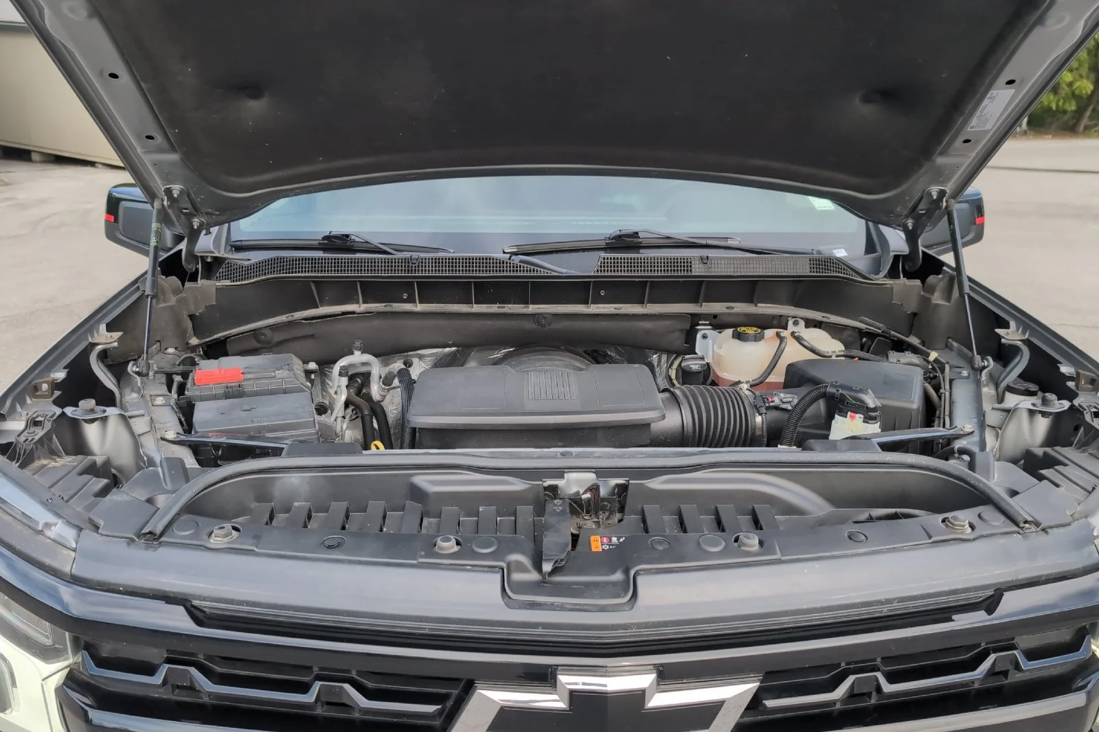 Used 2023 STERLING GRAY METALLIC Chevrolet RST image 29