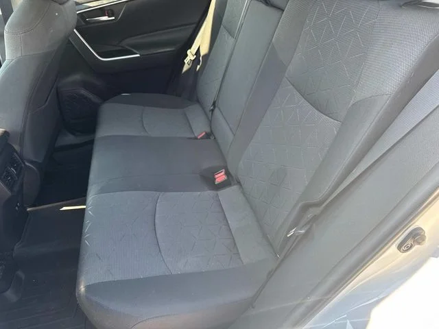 Used 2021 White Toyota XLE image 20