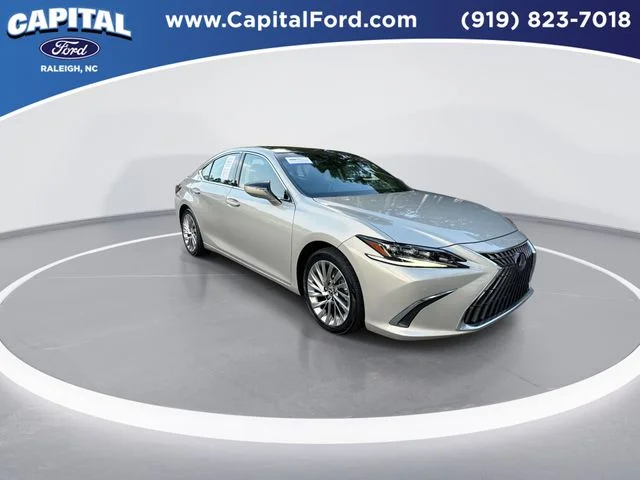 Used 2022 Beige Lexus 350 Ultra Luxury image 2