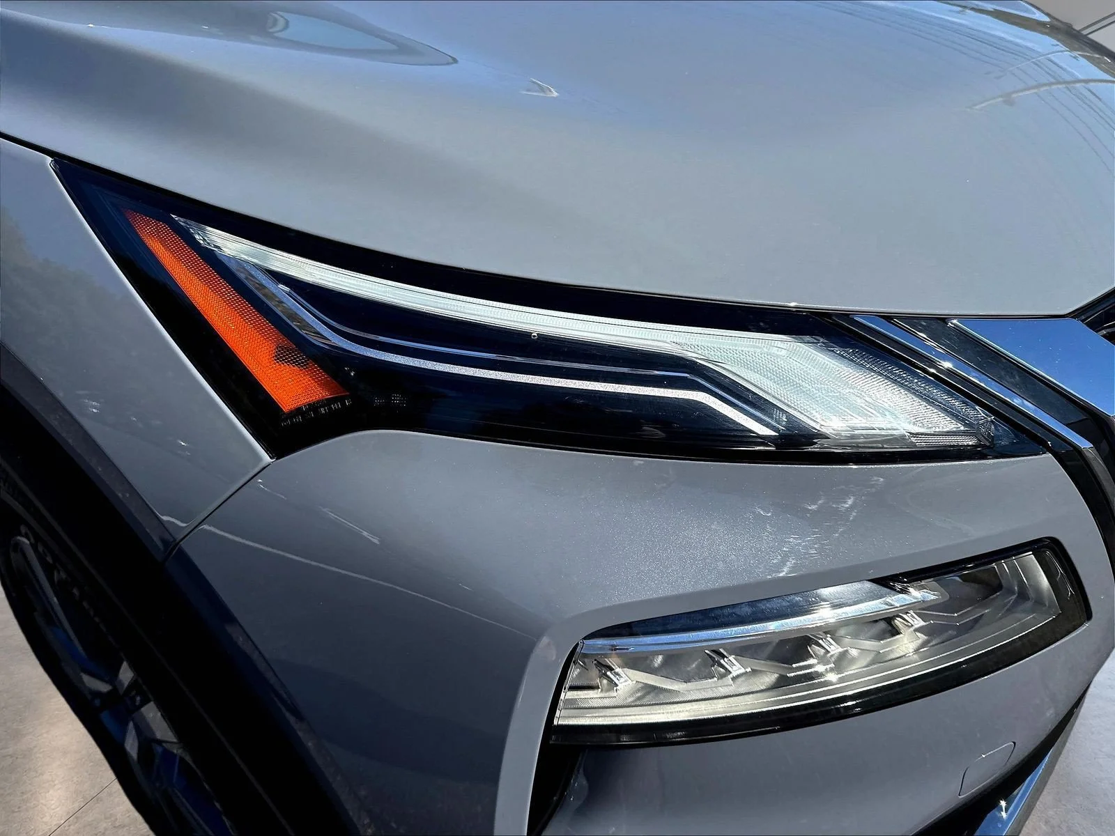 Certified Used 2023 Boulder Gray Nissan Platinum image 34