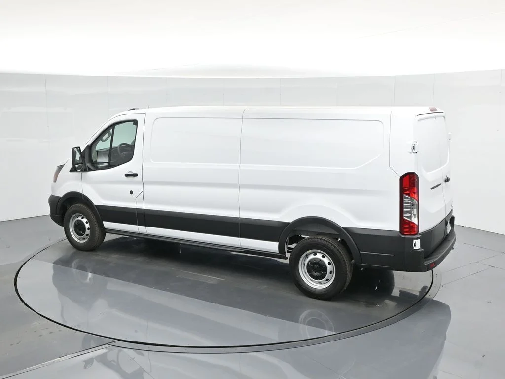 New 2026 White Ford Base image 43
