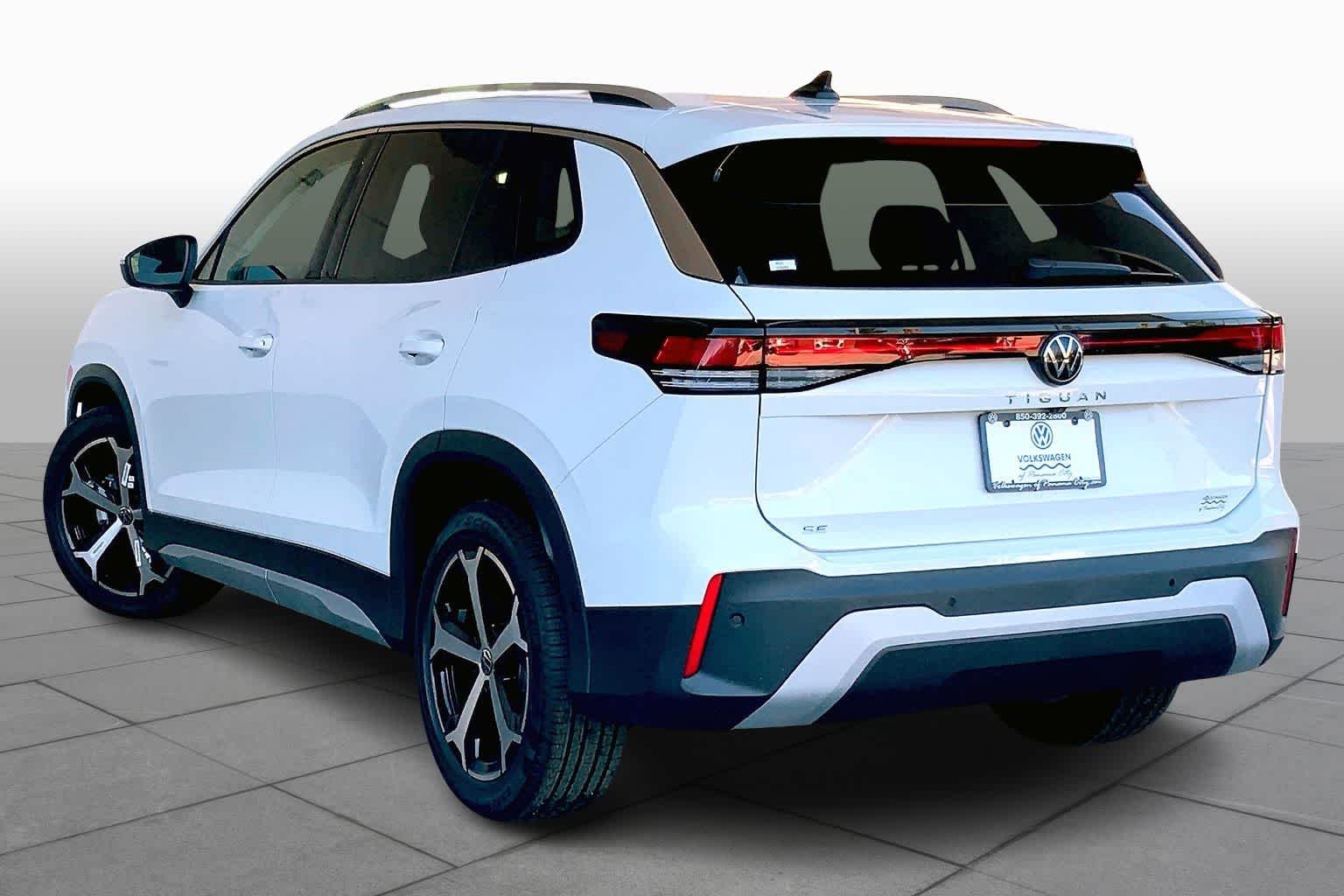 New 2026 Pure White Volkswagen SE image 12