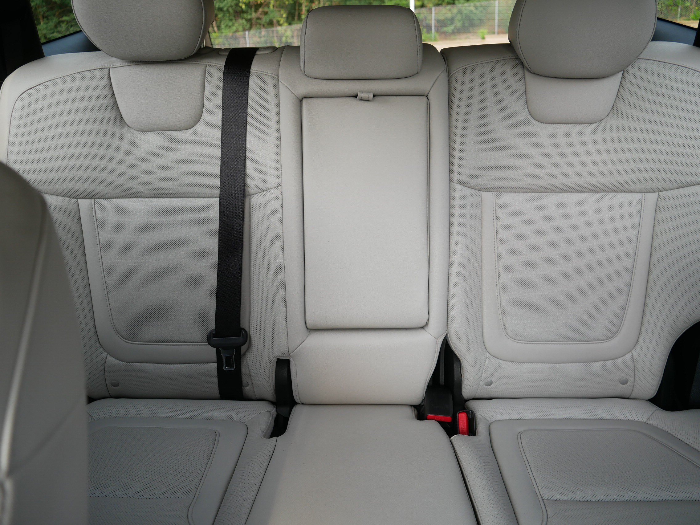 Used 2023 Portofino Gray Hyundai SEL image 13