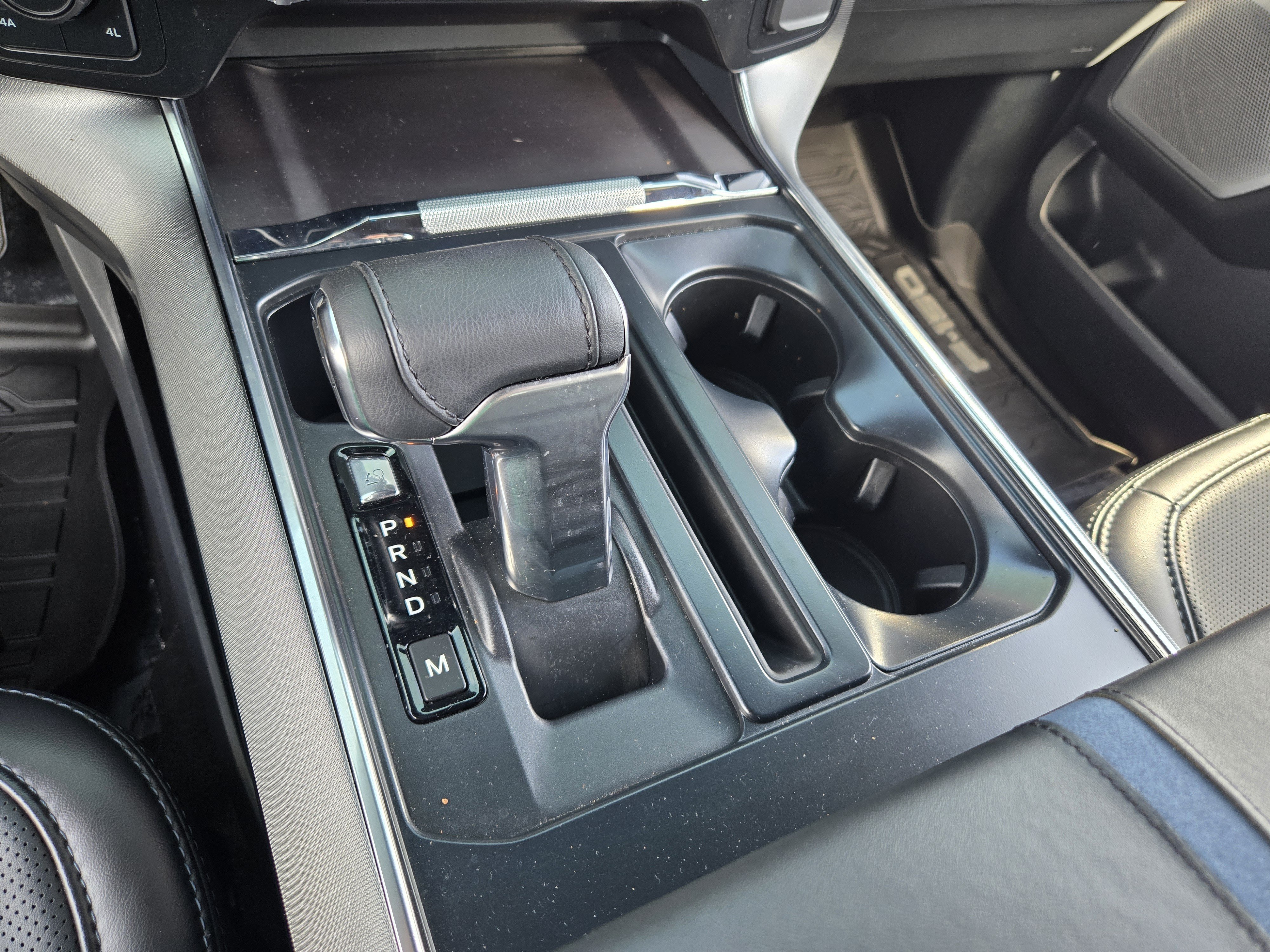 Used 2024 White Metallic Ford Platinum image 17