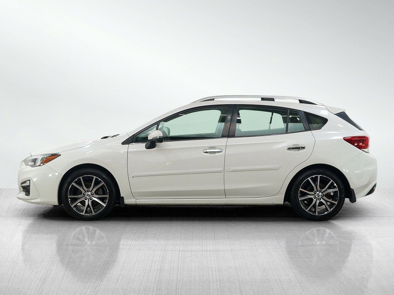 Used 2017 Subaru Impreza Limited with VIN 4S3GTAT65H3750581 for sale in South Saint Paul, MN