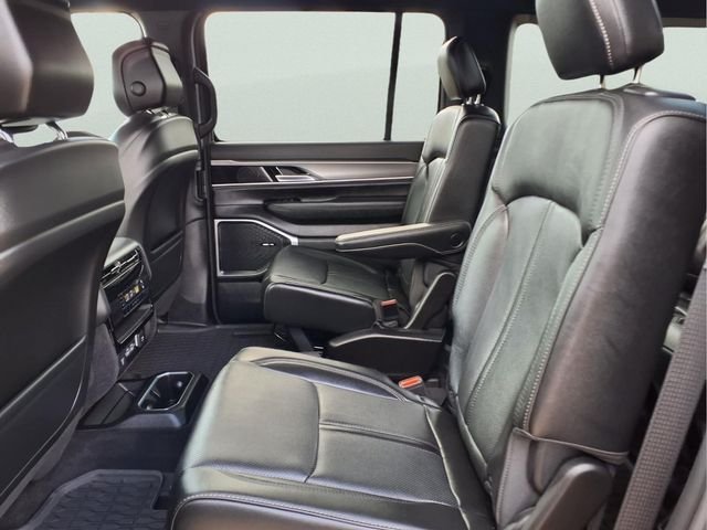 New 2026 Steel Blue Exterior Paint Jeep Upland image 13