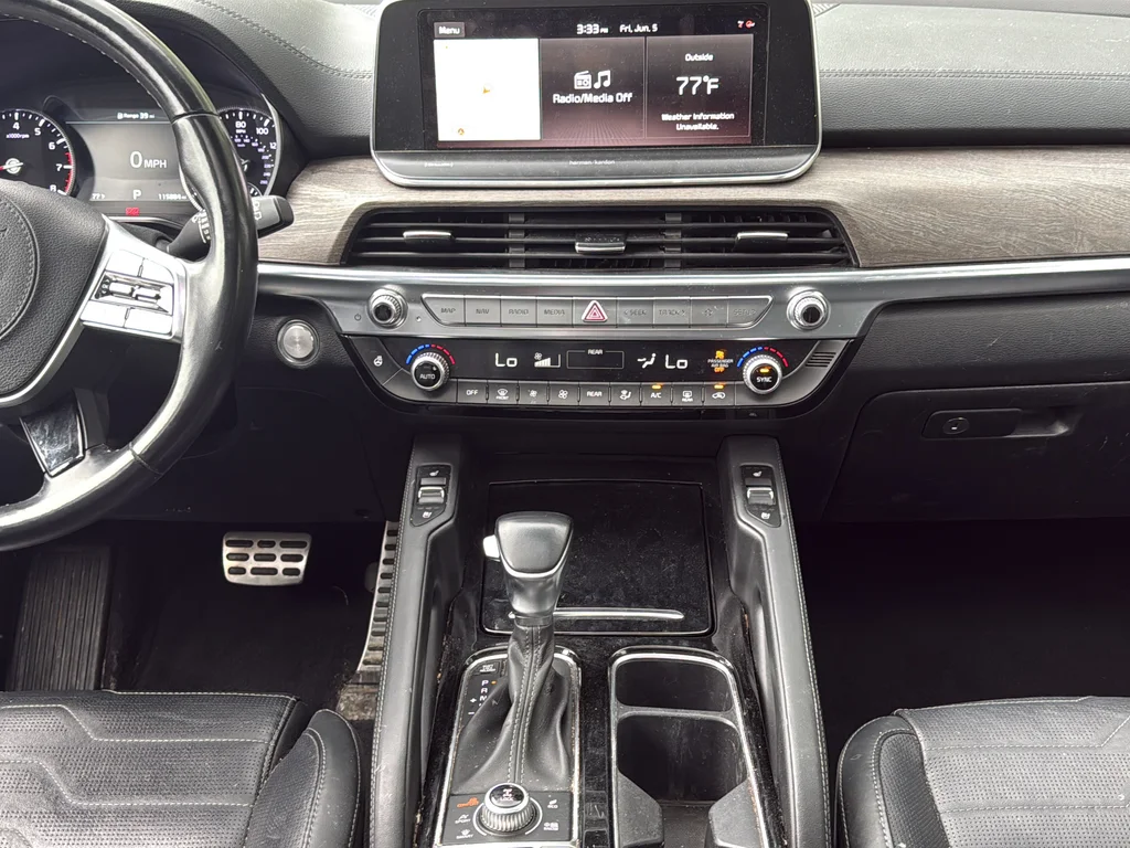 Used 2021 Black Kia SX image 13
