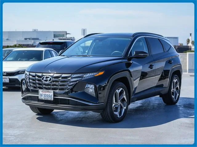 Used 2023 Black Hyundai SEL image 6