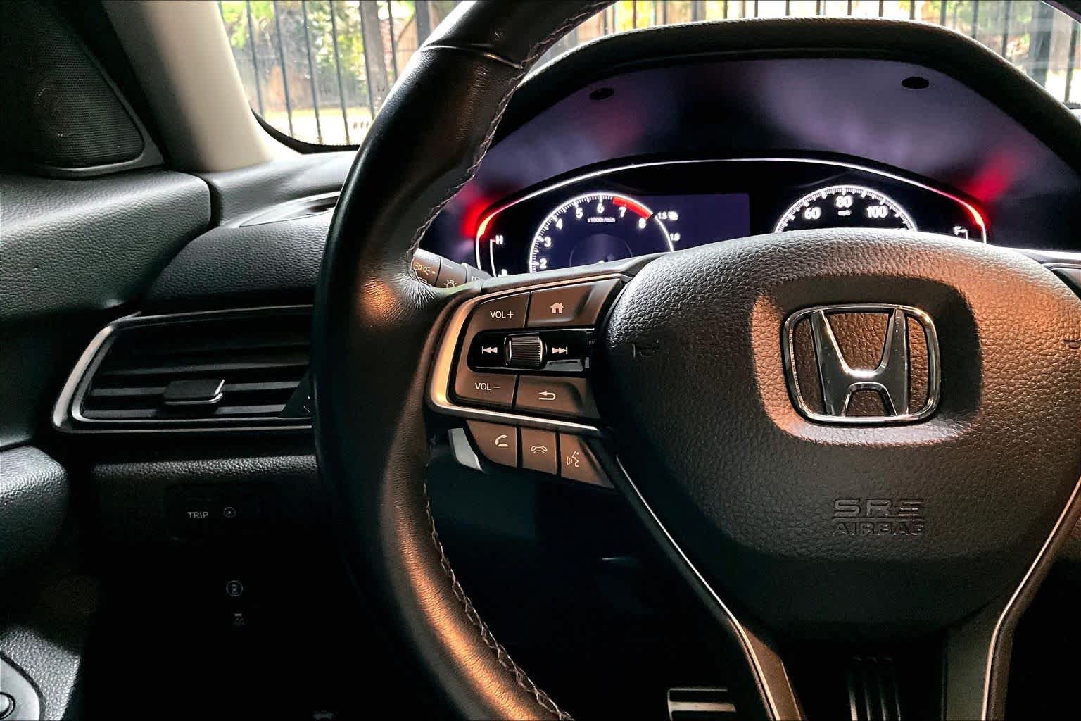 Used 2022 Platinum White Pearl Honda Sport SE image 23
