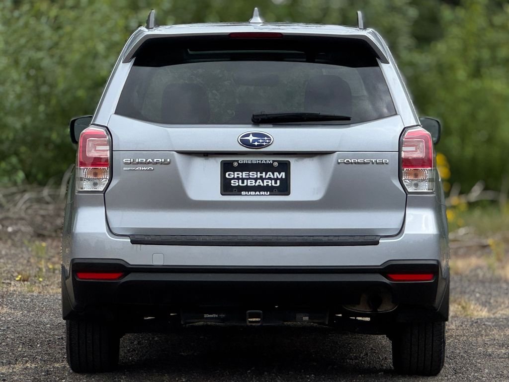 Used 2018 Ice Silver Metallic Subaru 2.5i Premium image 6