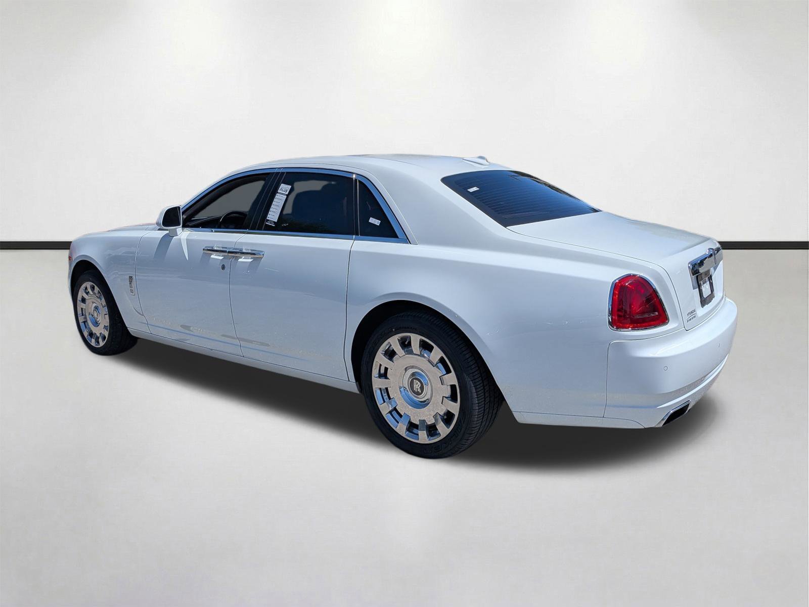 Used 2013 Moonstone Pearl Rolls-Royce Base image 6
