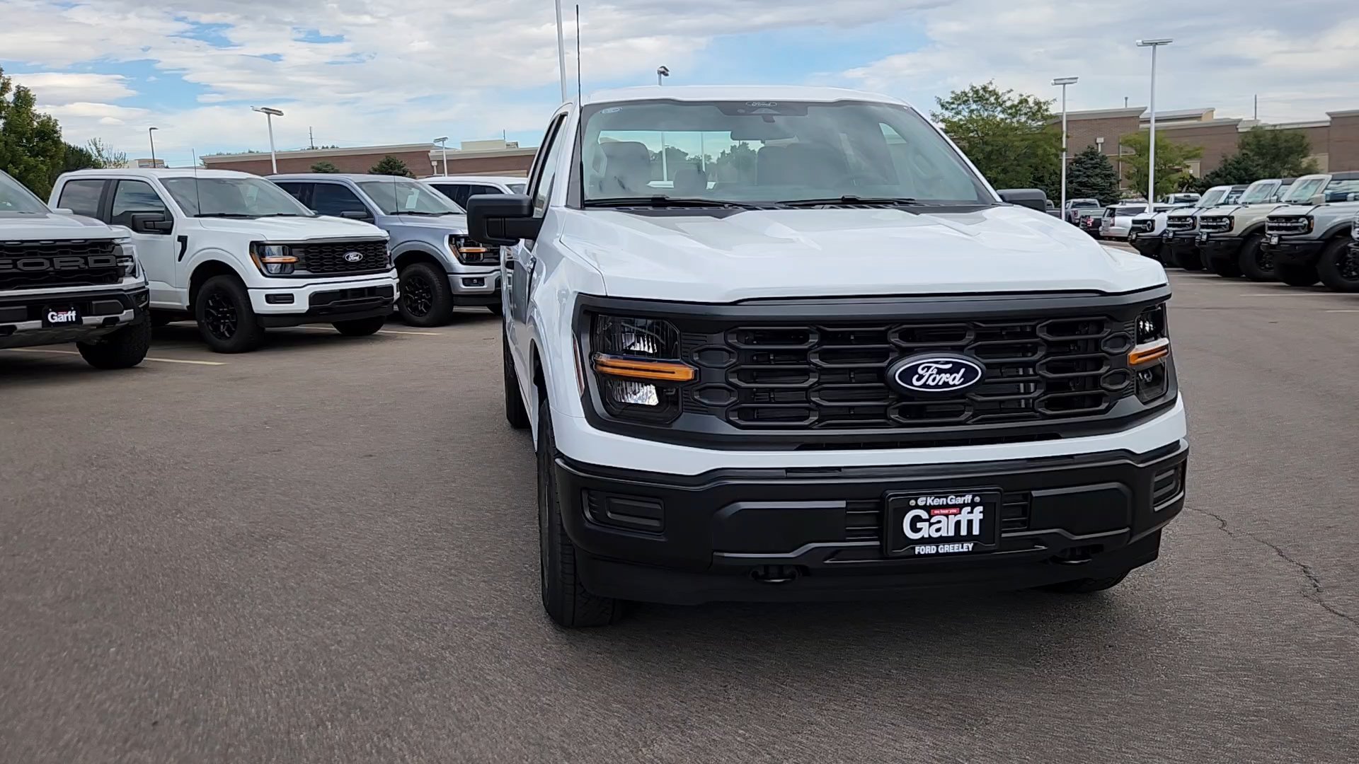 New 2026 Oxford White Ford XL image 6