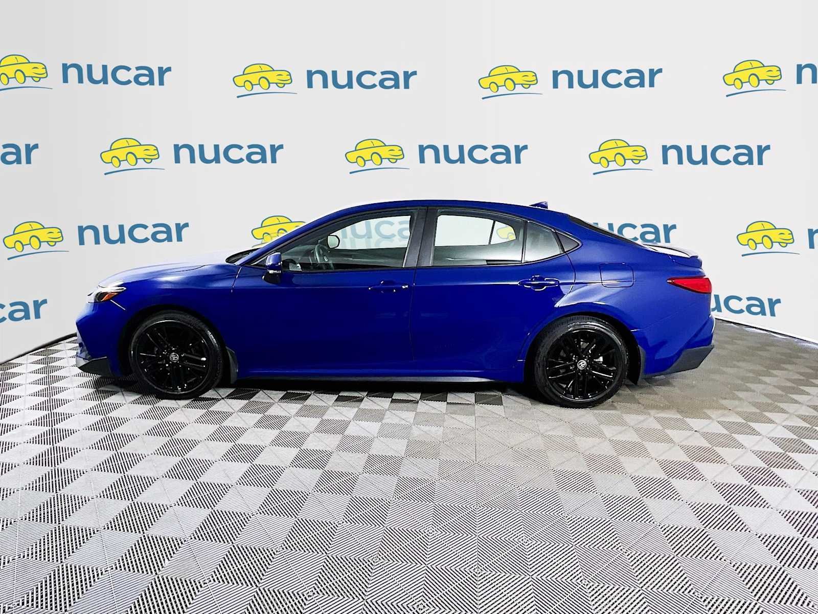 Used 2025 Reservoir Blue Toyota SE image 4
