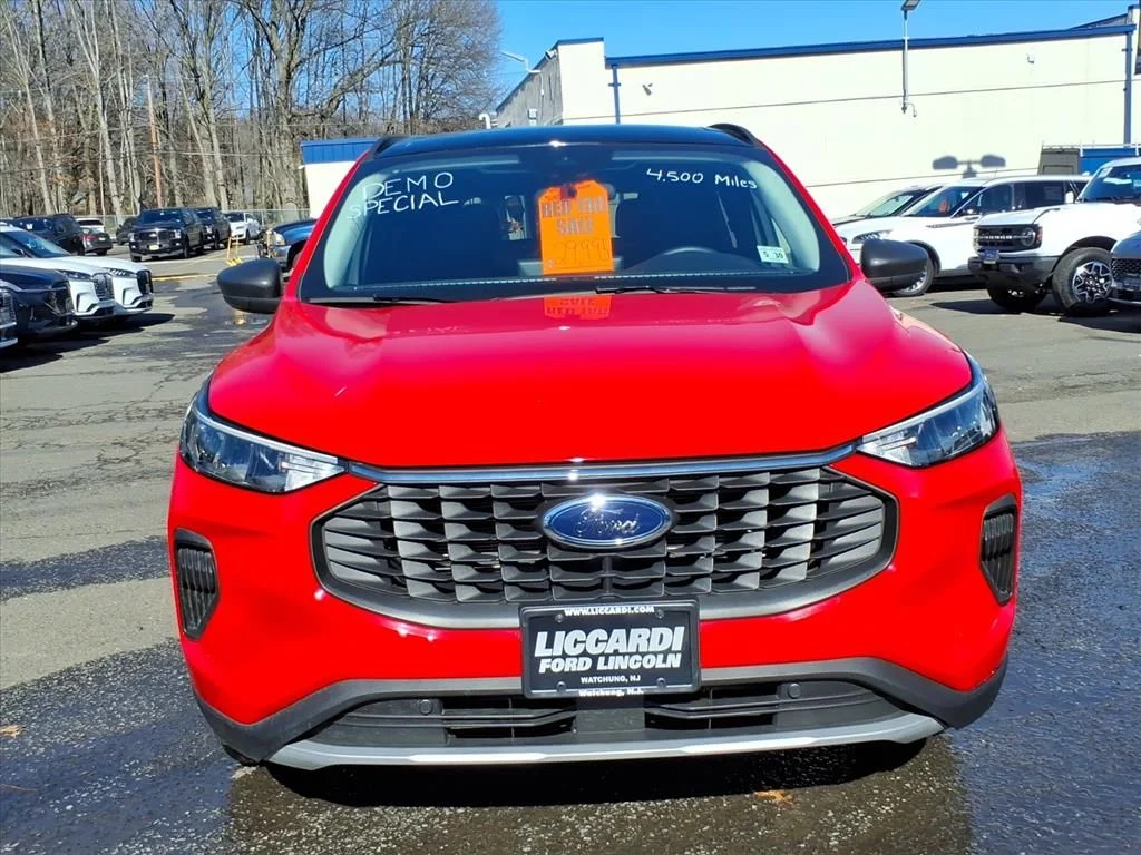 New 2024 Race Red Ford Active™ image 2