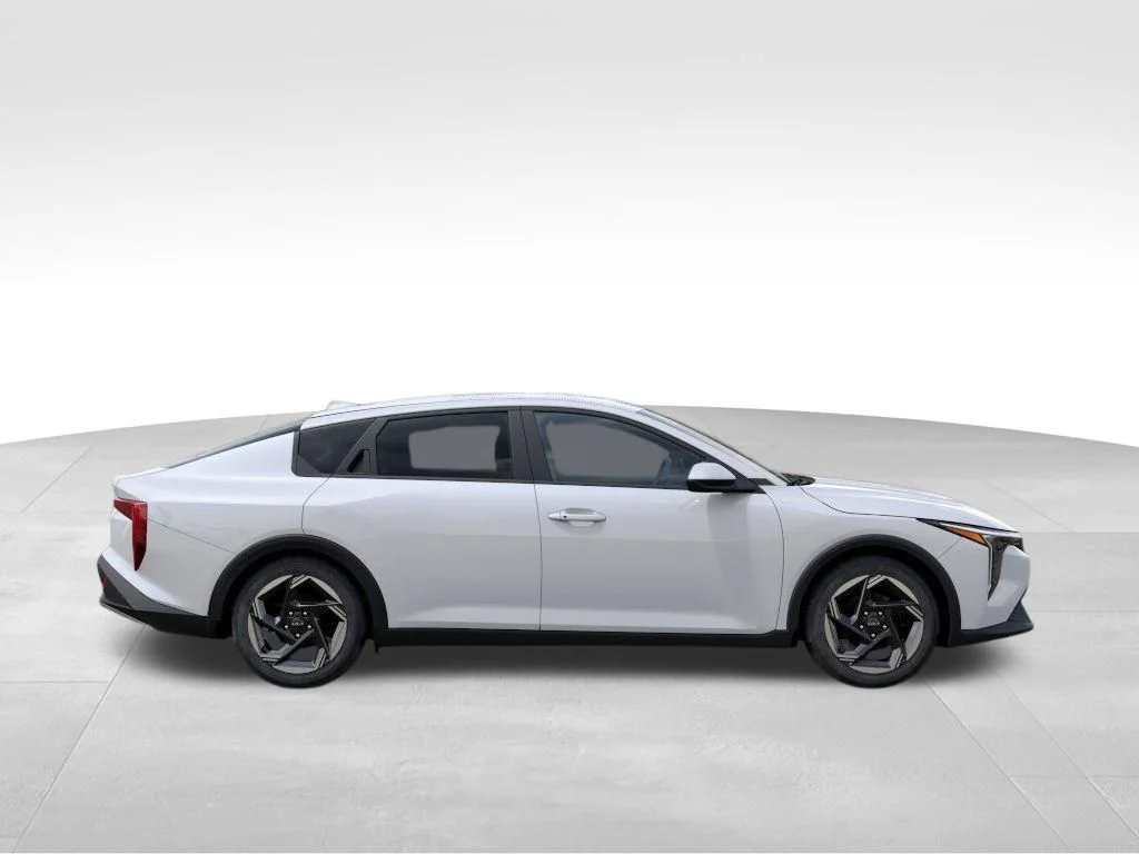 Used 2025 White Kia EX image 8
