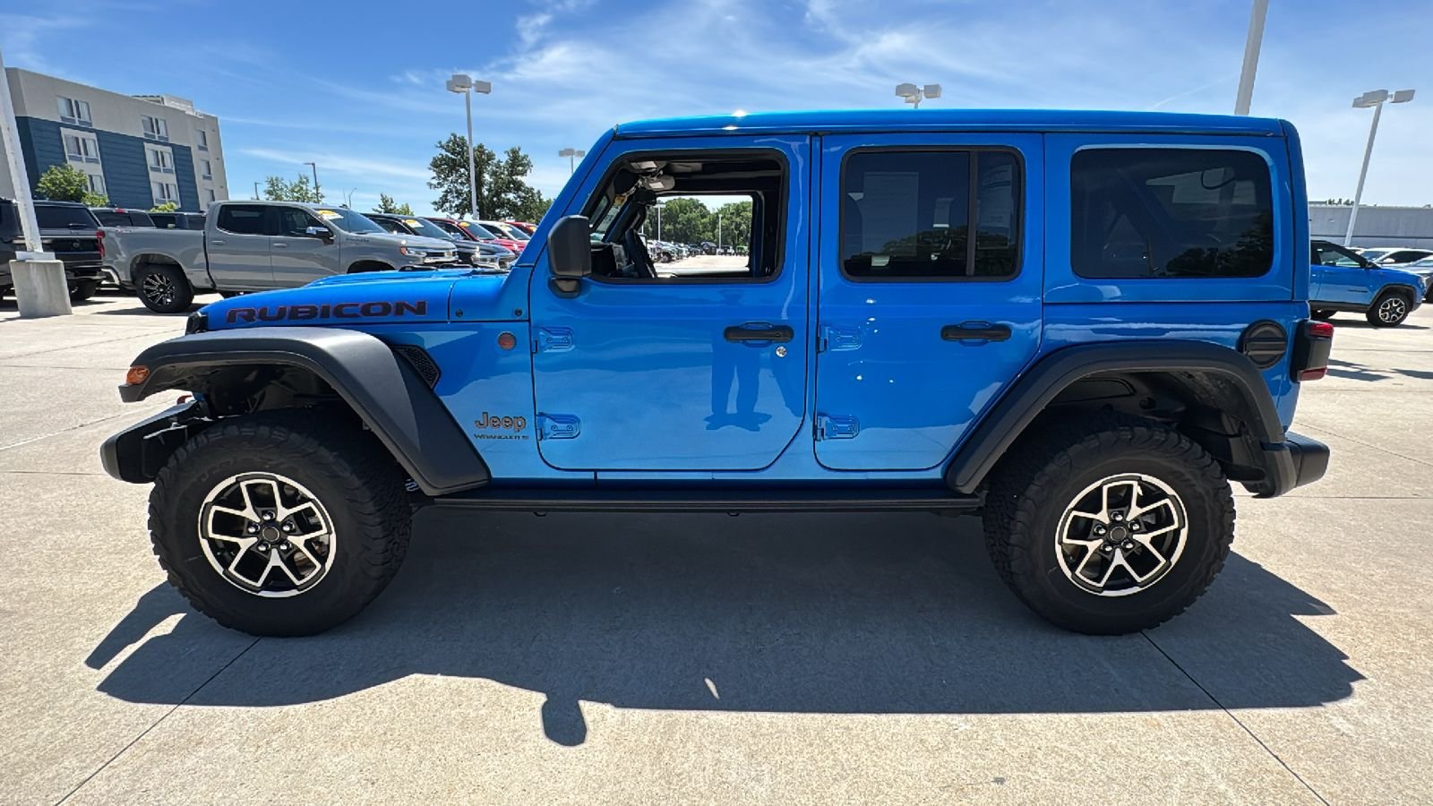 Used 2025 Blue Jeep Rubicon image 9