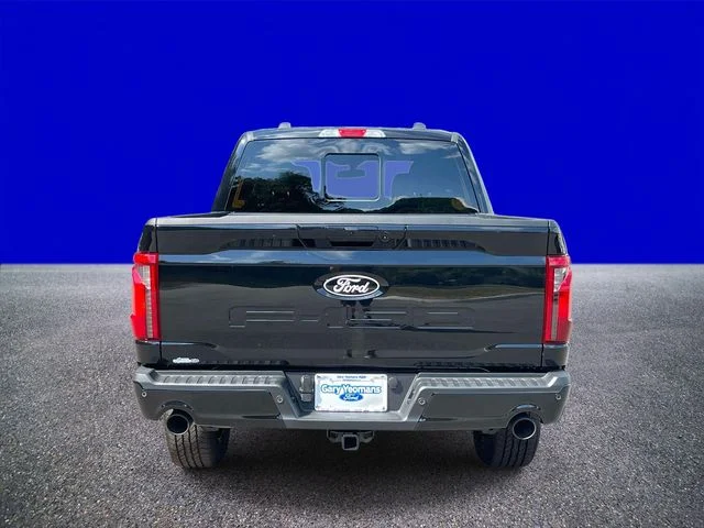 New 2026 Agate Black Metallic Ford XLT image 4