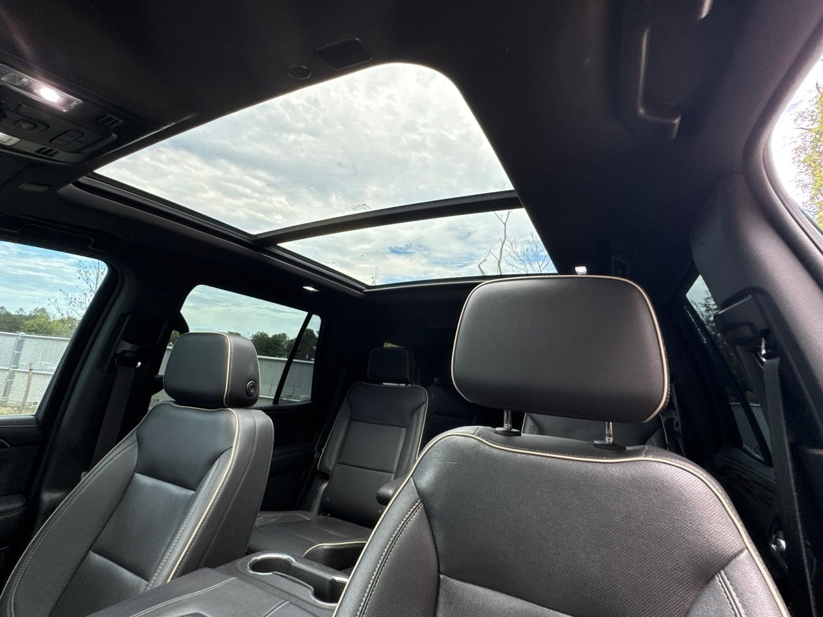 Used 2023 Black Chevrolet Premier image 11