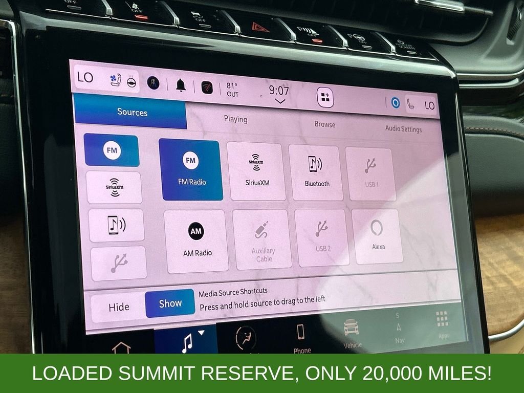 Used 2025 White Jeep Summit Reserve image 33