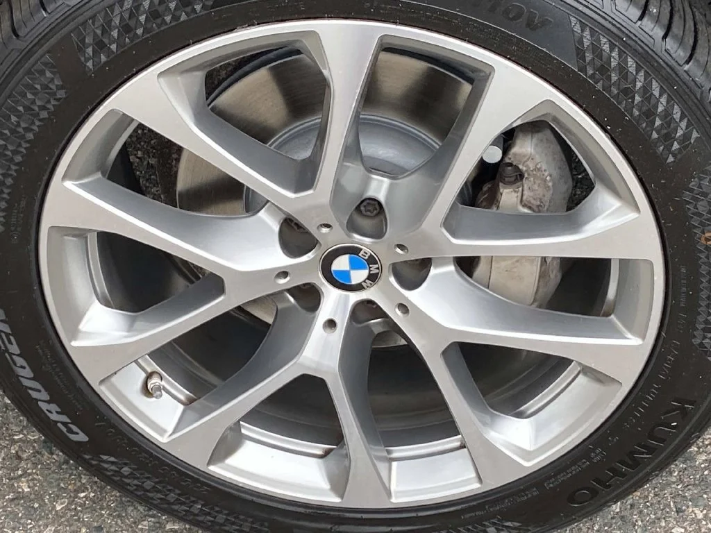 Used 2021 Blue BMW xDrive40i image 29