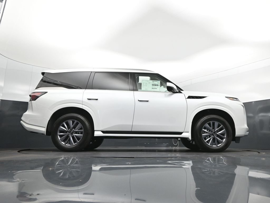 New 2026 RADIANT WHITE INFINITI Pure 2WD image 44