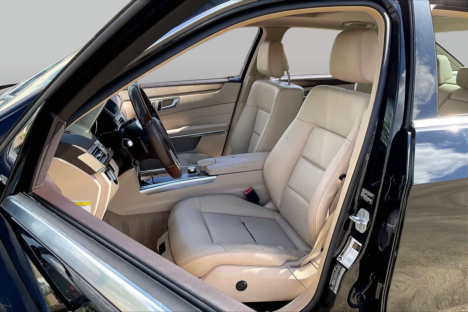 Used 2014 Black Mercedes-Benz E 350 Sport image 7